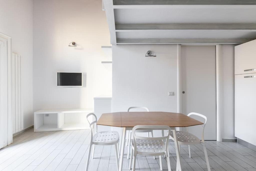 Cozy Apartment: Coldilana14 Милано Екстериор снимка
