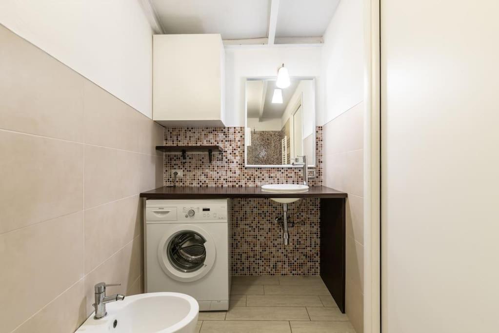 Cozy Apartment: Coldilana14 Милано Екстериор снимка